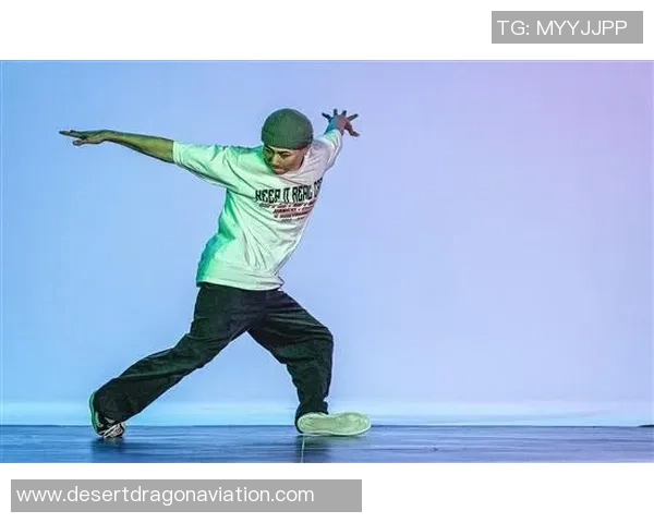 重庆街舞队成长记：从街头到舞台的奋斗与梦想